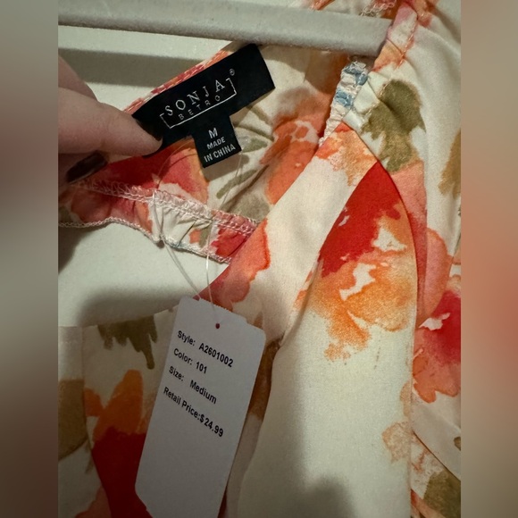 Sonia Betro open back crop top size Medium NWT - Picture 4 of 5